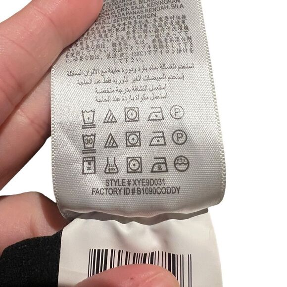 3 for $30! BCBGENERATION black sleeveless romper - Picture 6 of 10